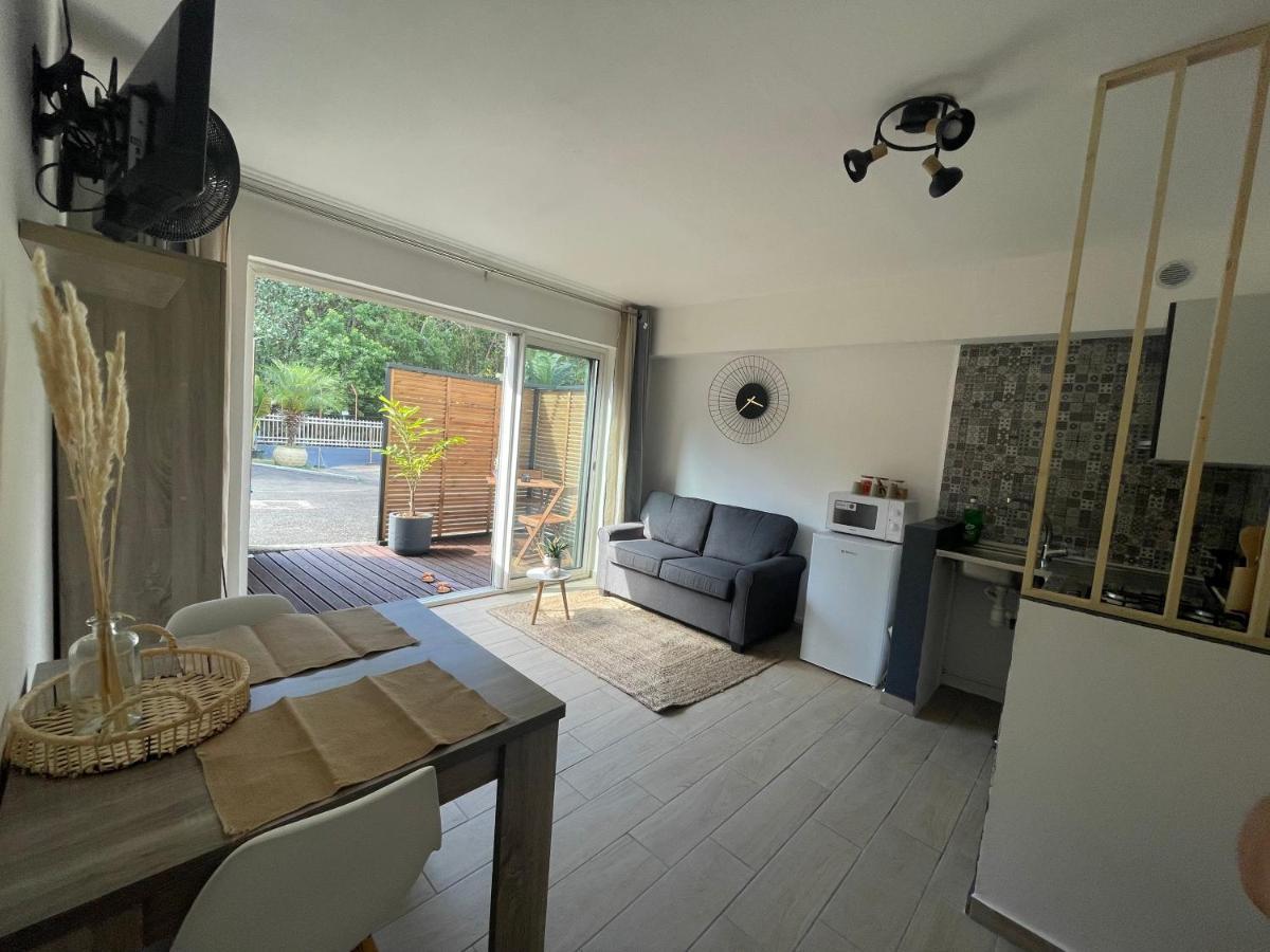 Location Reunion Appartement Le Tampon Buitenkant foto